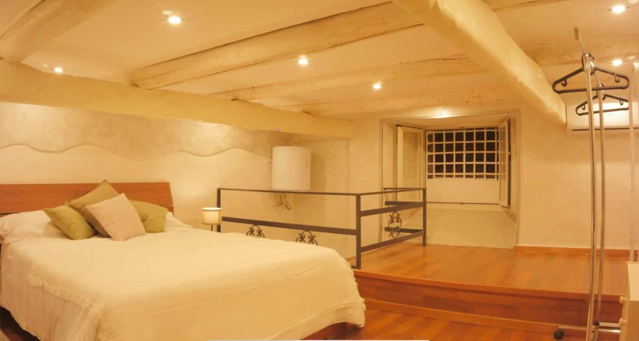 Appartamento Casina A Pizzofalcone 93 Napoli Esterno foto